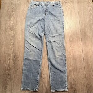 Gloria Vanderbilt Amanda Jeans Womens 8 Medium Wash Straight Leg Embroider Flap